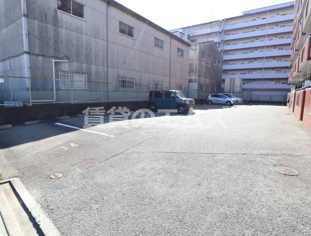 【駐車場】 | アバンダントＴＯＵ | アバンダントＴＯＵの駐車場
