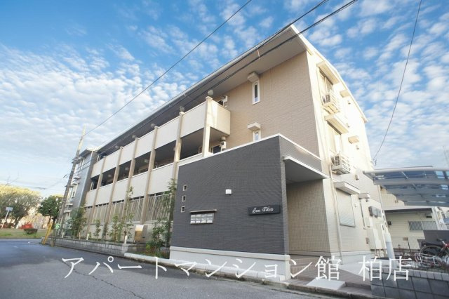 グランフェリシアの外観