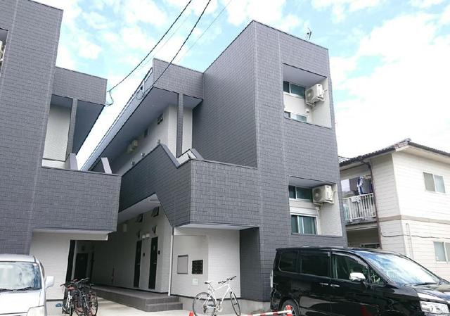 熊本市中央区黒髪１丁目のアパート