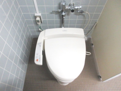 【トイレ】 | 海岸通の事務所ビル | 男性用トイレ