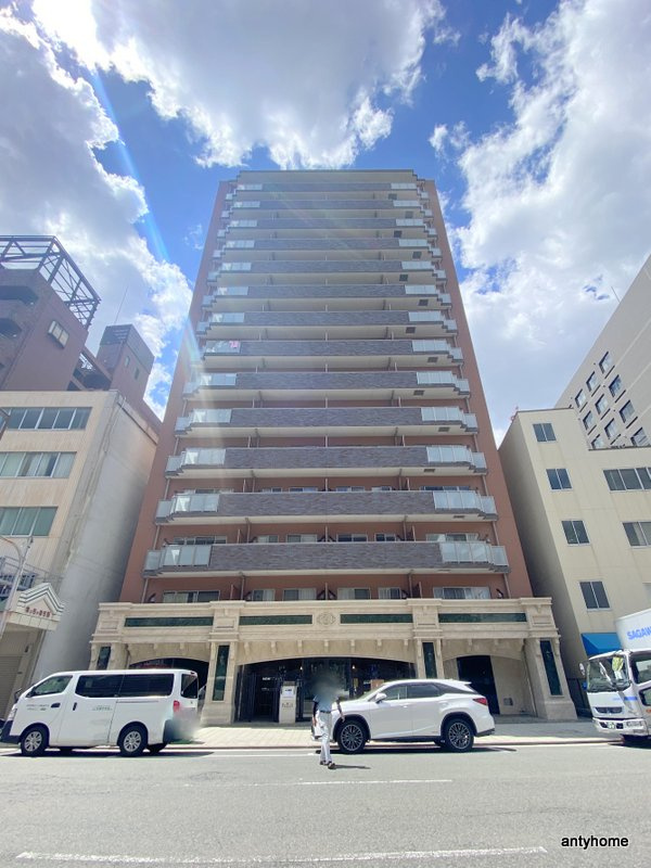 プレジオ本町　仲介手数料無料の外観