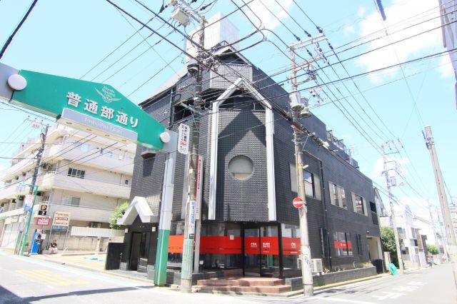 第２光栄ビルの外観|普通部通りを真っすぐ♪