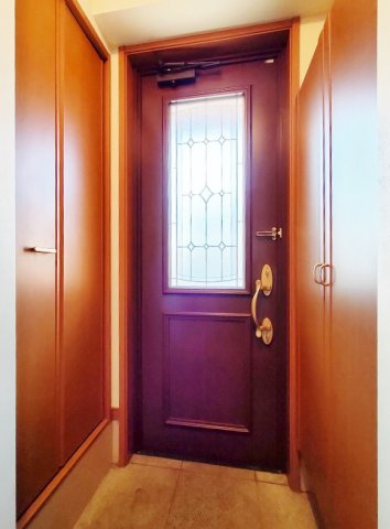 ガーデンプレイスB棟の玄関