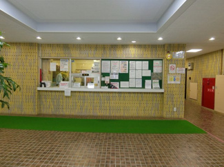 【エントランス】 | 建物の内部です