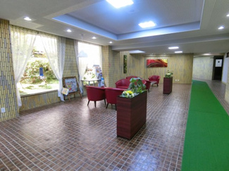 【エントランス】 | 落ち着いたエントランスです