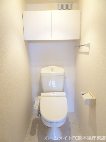 上益城郡益城町大字広崎のアパートのトイレ