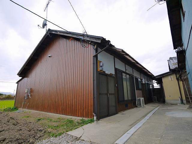 南永井貸家の外観