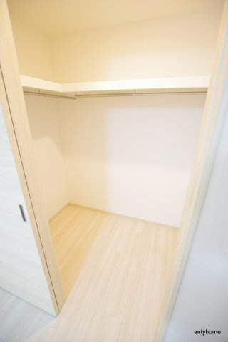 グランカーサ難波元町　仲介手数料無料の収納