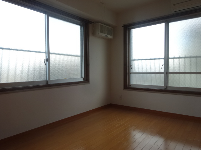 第一中村マンションの寝室