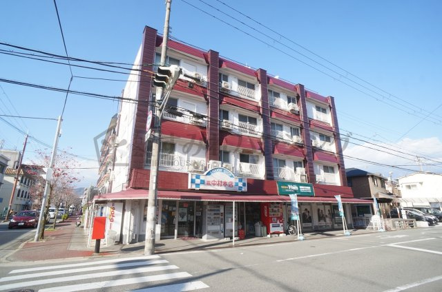 第一中村マンションの外観