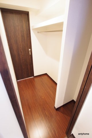 B-PROUD天満橋　仲介手数料無料の収納