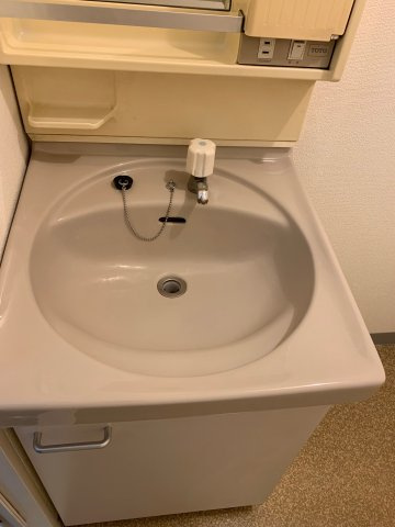 深山ビルの洗面所