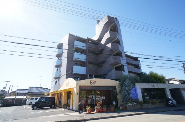 リシュ・パルテールの外観