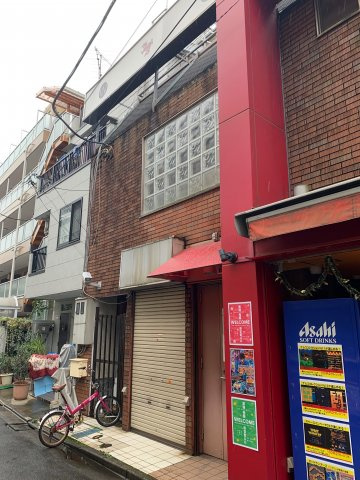 第17平和ビルの外観