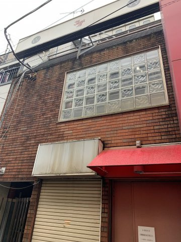 第17平和ビルの外観
