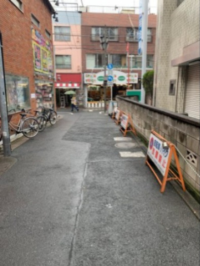 第17平和ビルの周辺