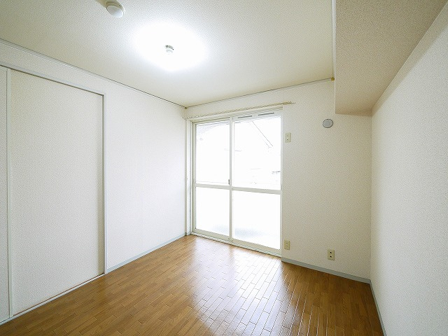 レスポワールⅠ（五条）の寝室|落ち着いて過ごせるお部屋なので、寝室にいかがでしょうか