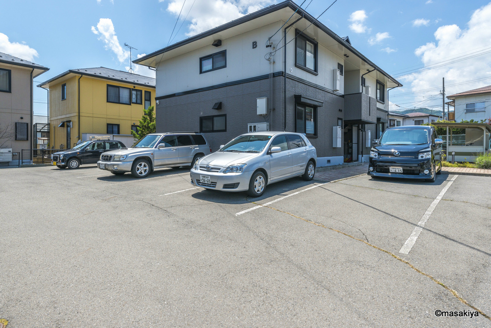 ジョリー若槻の駐車場|駐車場