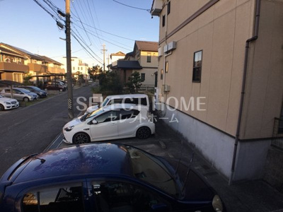 【駐車場】 | ステイブル庄司田 | 車をお持ちの方に嬉しい駐車場付きの物件です