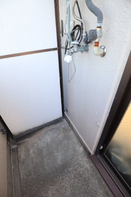 【設備】 | 狭山ハイツ | 洗濯機置き場