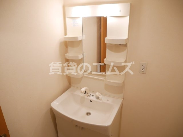 【独立洗面台】 | アンプルールベトン明永 | アンプルールベトン明永のシャンプードレッサー