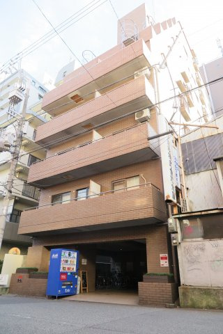 サーティシックス桜川の外観