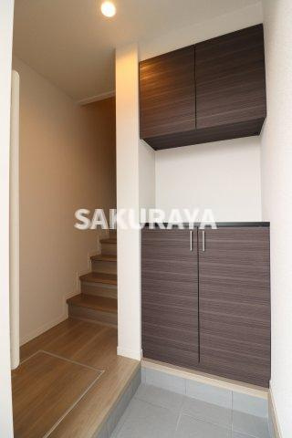 エコーヴィラの玄関|2019年撮影。現況と異なる場合がございます。