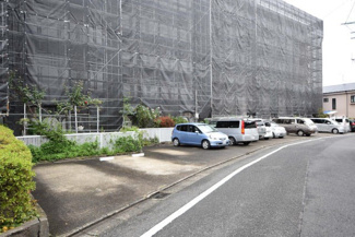 【その他共用部分】 | 駐車場　※大規模修繕工事中