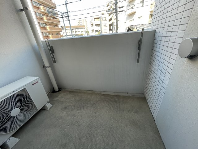 【バルコニー】 | リアンレガーロ井尻ステーションEAST館 | 別の部屋写真です