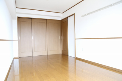 【洋室】 | モルティ | 洋室大（2）