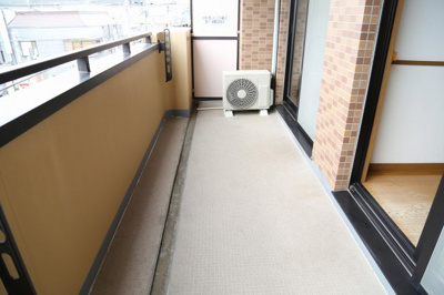 【バルコニー】 | モルティ | バルコニー（1）