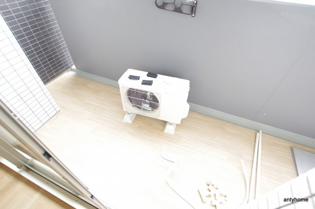 ファステート難波WESTパーク　仲介手数料無料のバルコニー