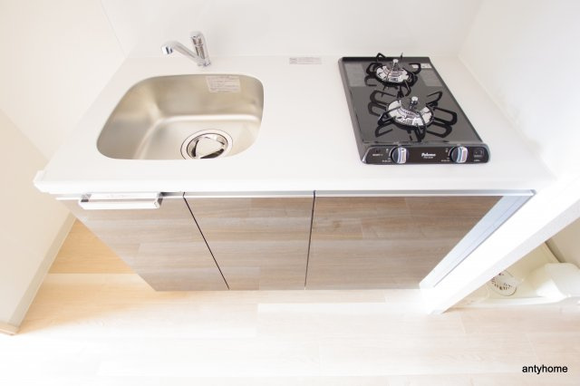 ファステート難波WESTパーク　仲介手数料無料のキッチン