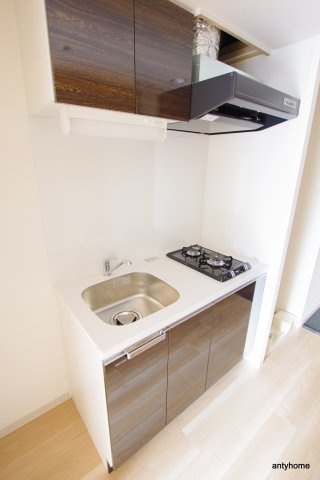 ファステート難波WESTパーク　仲介手数料無料のキッチン