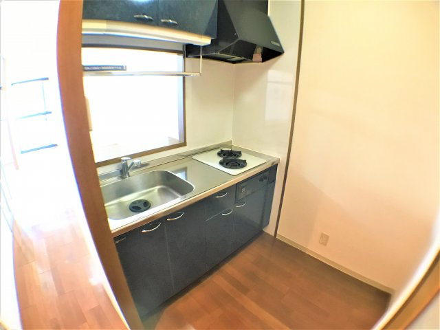 カーサコモダ新舞子Bのキッチン