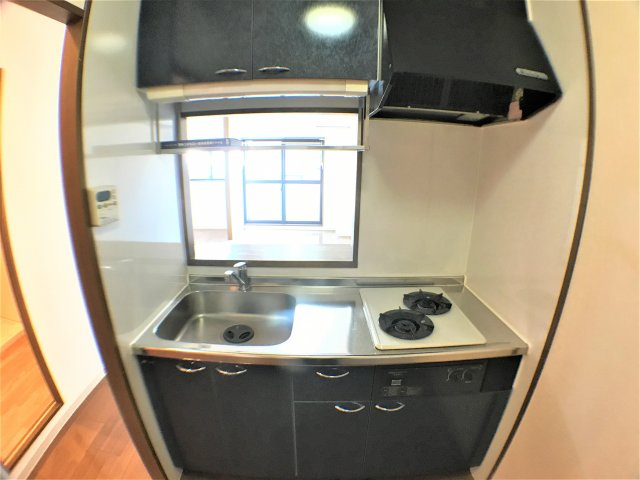 カーサコモダ新舞子Bのキッチン