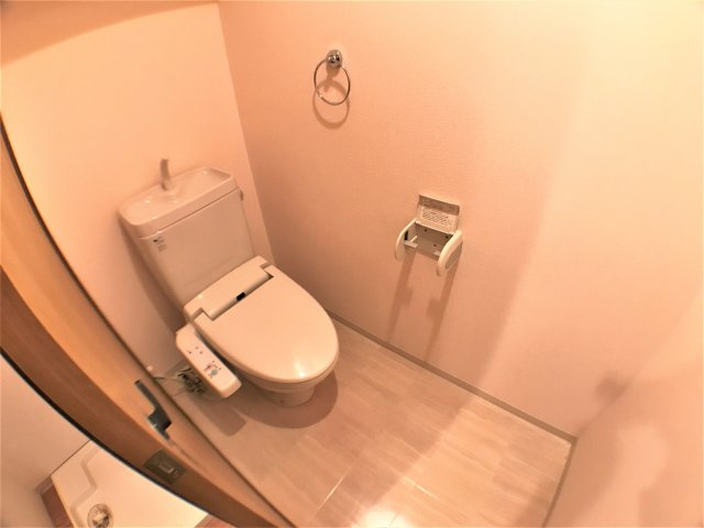 カーサコモダ新舞子Bのトイレ