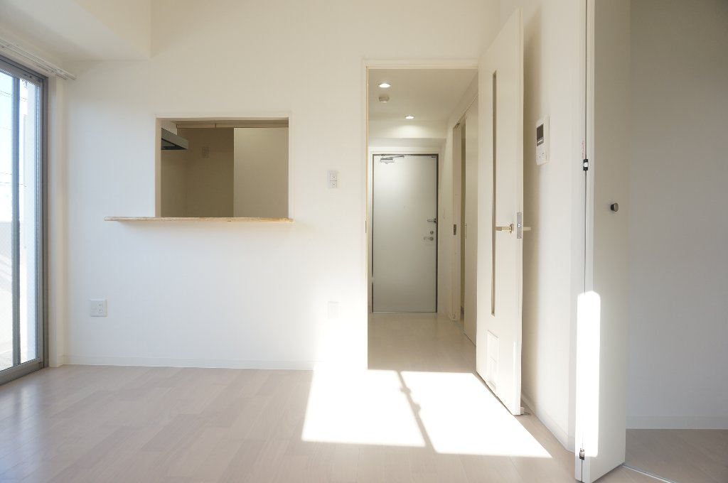 熊本市中央区新屋敷１丁目の賃貸マンションの居間・リビング