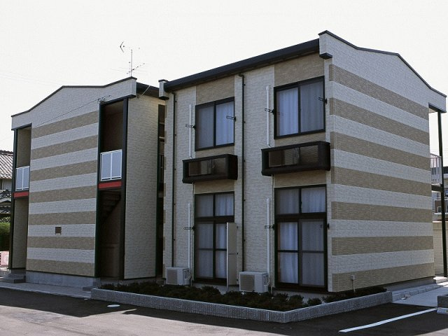 レオパレス新堂の外観