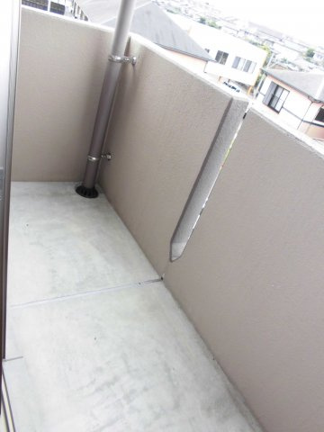 熊本市東区小山５丁目の賃貸マンションのバルコニー