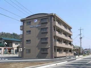 熊本市東区小山５丁目の賃貸マンションの外観