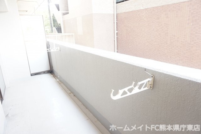 熊本市東区健軍３丁目の賃貸マンションのバルコニー