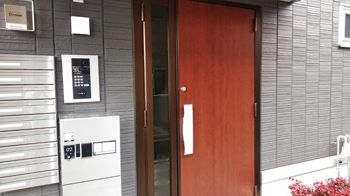 熊本市南区近見２丁目のアパートのエントランス