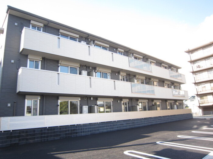熊本市南区近見２丁目のアパートの外観