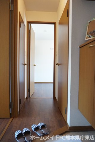 熊本市南区田迎５丁目のアパートの玄関