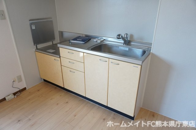 熊本市南区田迎５丁目のアパートのキッチン