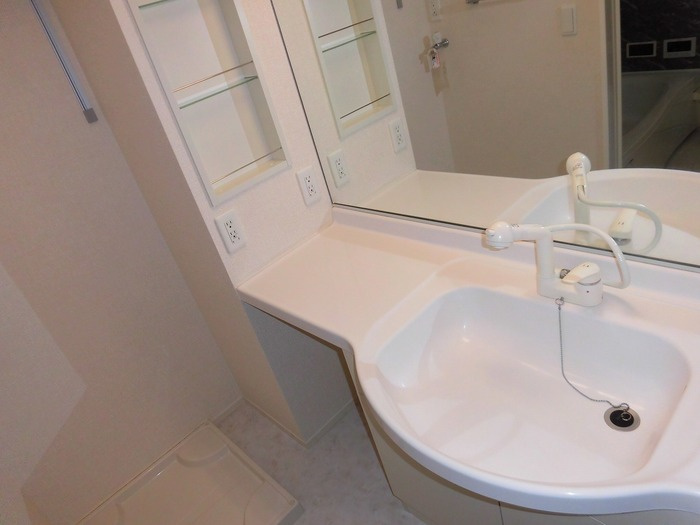 熊本市中央区萩原町のアパートの独立洗面台