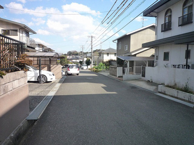 【外観】 | 長行西五丁目2番18号（D-1） | 前面道路含む外観