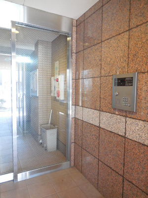 【エントランス】 | ハーモニー | オートロック完備！駅から割と近いのでね♪