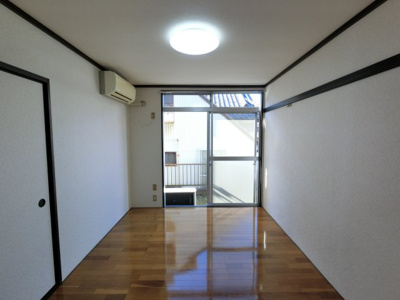 【居間・リビング】 | ニューグリーンハイツ